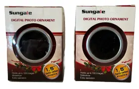 Pf153 Sungale 884945000802 2 -sungale Digital Photo Ornament Displays 100 Photos Full Color 1.5 Inch Screen New