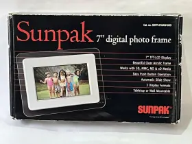 070aw Sunpak 7 Inch Digital Photo Frame Acrylic And White Preowned