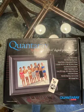Sunpak 090729123074 Quantaray By 10.4 Inch Digital Photo Frame Rosewood New Not Opened