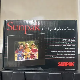 Sunpak 090729609042 3.5 Inch Portable Digital Photo Album Picture Frame Retro Original Box