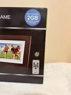 Sdpf1089 Sylvania 10 Inch Digital Photo Frame - Holds 4 000 Pictures #2