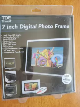 434757 Tde Systems 7 Inch Digital Photo Frame Plays Photos Video And Mp3s With Remote - Used