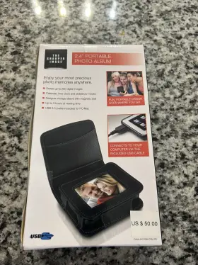 1624893 The Sharper Image 2.4 Inch Portable Photo Album Digital Frame Pc And Mac Pictures New #2
