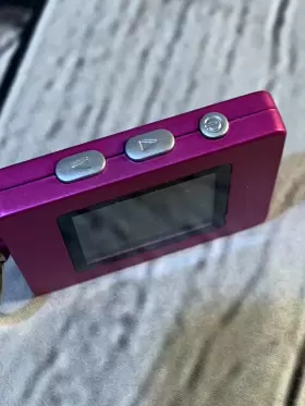 1624978 The Sharper Image Pink Purple 1.5 Inch Color Lcd Usb 2.0 Digital Photo Keychain Vtg #3