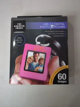 23420 The Sharper Image Pink Usb 2.0 Digital Photo Keychain 60 Images Charging With Cable