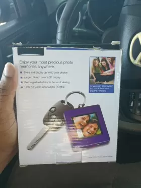 The Sharper Image 694202105658 Hurry Digital Photo Keychain Usb 2.0 /60 Images #2