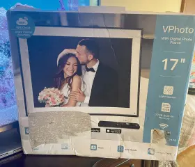 Z178 Vphoto 17 Inch Wifi Digital Photo Frame