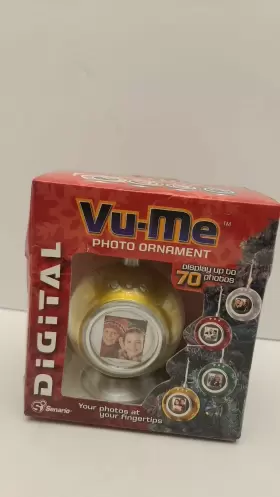30009 Vu-me Digital Photo Christmas Ornament- Gold- Displays 70 Photos New
