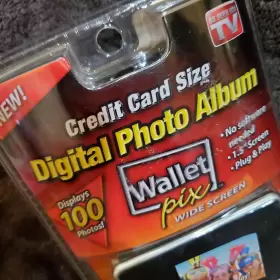 Wallet Pix 754502021383 Digital Photo Album Carry Your Favorite Photos Credit Card Size #2