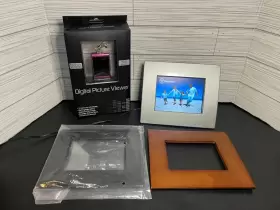 Dpf-0561 Westinghouse 5.6 Inch Digital Photo Frame And 1.5 Lcd Picture Viewer
