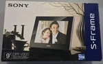 Sony DPF-V900 9" Digital Photo Frame Open Box / New. Fixed Price $39.99.