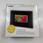 Curtis 7" Digital Photo Frame DPF712 With Wood And Remote. Fixed Price $15.00.
