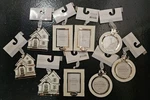 9 Piece 2024 Wondershop Target Metal Christmas Ornaments Picture Frames *resell*. Fixed Price $39.99.