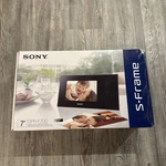Sony DPF-D710 7" Digital Picture Frame. Fixed Price $39.00.