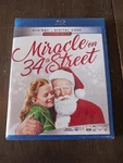 Sealed Original Miracle On 34TH Street Blu-ray + Digital Code Multi-screen Editi. Fixed Price $12.00.