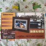 7" Digital Picture Frame Smartparts SP72 Internal Memory & Sd/ms/usb Support. Fixed Price $12.00.