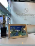 New Polaroid 10" Wi-fi Digital Gold Metal Textured Picture Frame PDWX-1050G. Fixed Price $119.99.