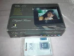 Digital Spectrum Elite 101 Photo Frame 7 + 2GB Sd Card. Beautiful Cond. Fixed Price $20.00.