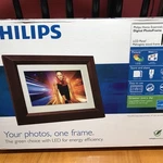 Philips 10.1" Led Walnut Wood Picture Frame Wall Digital Photo Panel SPF3403/G7. Fixed Price $89.99.