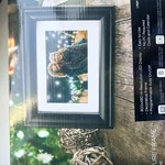 Polaroid Digital '7 Hi Resolution'' Picture Frame Black Wood. Fixed Price $20.00.