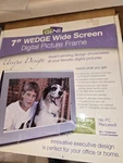 New Box Gii Nii 7" Wedge Widescreen Digital Picture Frame Flat 512MB. Fixed Price $39.99.
