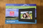 Sungale CA705 7-INCH Digital Photo Frame New-open Box. Fixed Price $9.98.