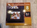 Digital Decor 8" Photo Frame Black DPF8512 New In Box 512MB Memory. Fixed Price $36.95.