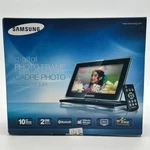 Samsung Digital Photo Frame 10" 2GB Memory - Black New Open Box. Fixed Price $49.99.
