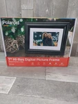 Polaroid 7" Digital Photo Frame Screen, Black Wood High Res 1024X600. Fixed Price $19.98.