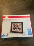 Hp 12.1 Digital Picture Frame DF1200A1 128MP Internal Storage Open Box New. Fixed Price $75.00.