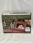 Vintage Smartparts Digital Picture Frame 7 Lcd Display New Box, Untested. Fixed Price $12.33.