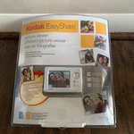 Kodak Easyshare Picture Viewer 2.5 In. / 6.4 Cm Color Lcd Display-new. Fixed Price $34.00.