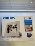 Phillips Digital Photo Frame 7 Lcd White New In Box. Fixed Price $49.99.