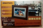 Vintage Digital Picture Frame 7" Lcd 128 Mb Internal Memory Smartparts. Fixed Price $22.49.