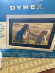 9" Dynex Digital Picture Frame W/remote DX-DPF9 New In Package Box 32MB. Fixed Price $22.00.