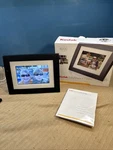 Kodak Easyshare P730M 7" Digital Picture Frame Holds 4000 Pics Slideshow. Fixed Price $12.74.