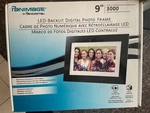 Pandigital Photo Frame PI9000DW. Fixed Price $29.00.