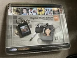 Innovage Keychain Digital Photo Album 8MB/USB Rechargeable* New Sealed See Pics. Fixed Price $8.99.