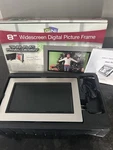 Giinii 8 Widescreen Digital Picture Frame Nib Slim Flat Panel Design. Fixed Price $11.00.