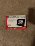 Venturer 5.6" Screen Lcd Digital Photo Frame All Black New Open Box. Fixed Price $10.00.