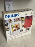 Philips Digital Photo Frame 5.6 Inch Lcd 6FF3FPW. Fixed Price $12.95.
