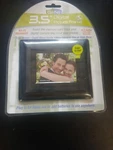 Giinii 3.5" Digital Picture Frame Black Works With Memory Card Mini Usb Port. Fixed Price $15.00.