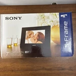 Sony DPF-A72N 7-INCH Lcd Digital Photo Frame Black New Box. Fixed Price $29.99.