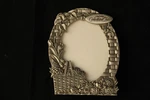Longaberger 2001 Collectors Club Membership Renewal Pewter Picture Frame #74802. Fixed Price $16.99.