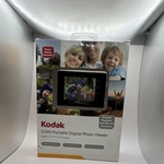 Kodak G240 Digital Photo Viewer 2.4" Tft Lcd Black Usb Rechargeable. Fixed Price $10.00.