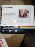 Polaroid 5" Digital Picture Frame, White. Fixed Price $30.00.